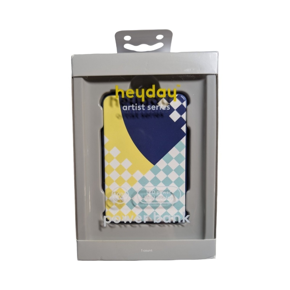 Cc4-N Heyday 5000mAh Power‎ Bank Artist Series With Marvin Chang LED Display